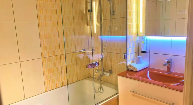Номер Superior Logis Hôtel Restaurant Le Fruitier
