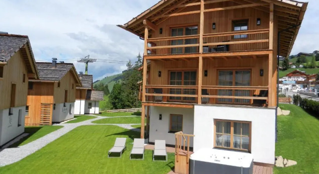 Шале с 4 комнатами Liondes Chalets