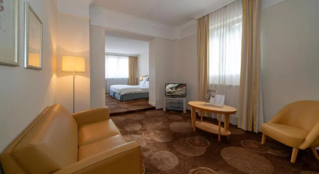 Двухместный номер Deluxe с балконом Grand Hôtel Filippo Strasbourg Nord