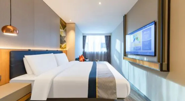 Люкс Homeinn Selected Hotel (Shenzhen Convention & Exhibition Center Gangxia Subway Station)