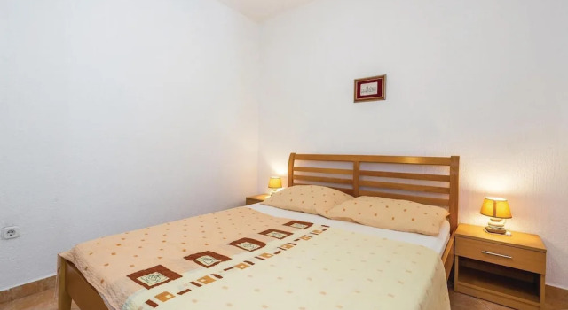 Amazing Apartment in Senj With 3 Bedrooms and Wifi, Prenota Appartamento Segna 