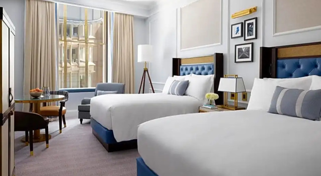 Номер Premier The Langham, Boston