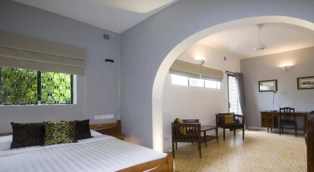 The Sangkum, Book Hotel Daun Penh 