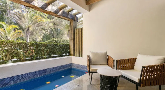 Номер Deluxe Hotel Rancho San Diego Grand Spa Resort