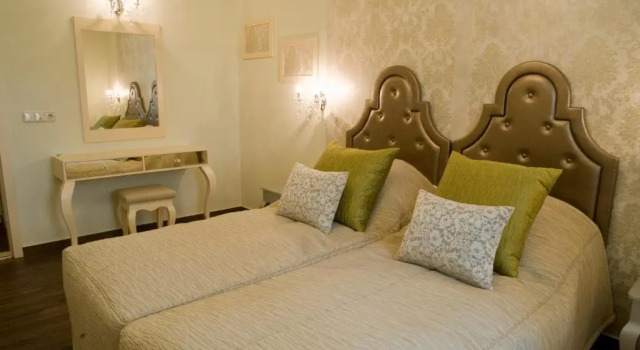 Люкс Vargatanya Park Hotel