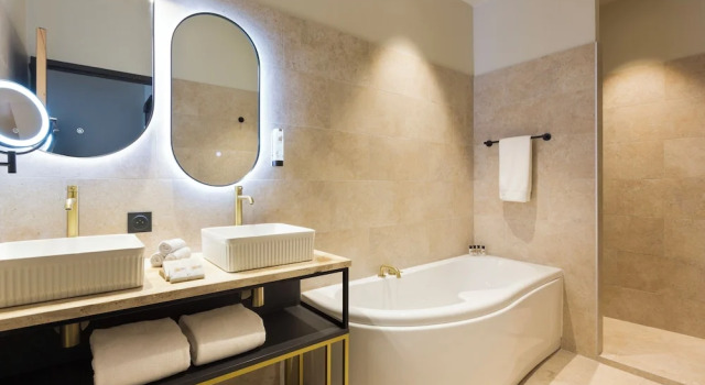 Номер Deluxe Le Grand Hôtel Dieu by SOWELL COLLECTION