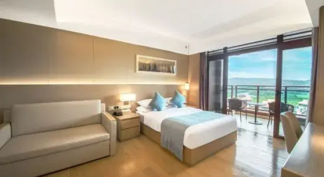 Семейный люкс Deluxe с 2 комнатами с балконом Sanya Haitang Bay Health Valley Resort