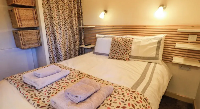 Larch Lodge, Varaa Lomakoti Wigton 