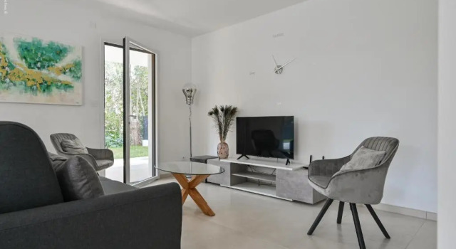 T3 Neuf – C13 - Jardin-Terrasse Et Piscine – Accès Direct Plages Et Centre Village, Забронировать Апартаменты/квартира Сен-Сир-сюр-Мер Bandol Wine Route, рядом с Пляж Les Lecques