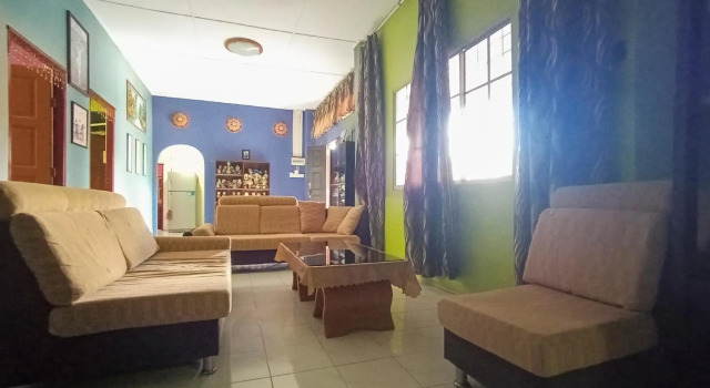 OYO HOME 90267 Isup's Countryside Homestay, Rezerwuj Hotel Hotele w Sarawak z parkingiem, Parking
