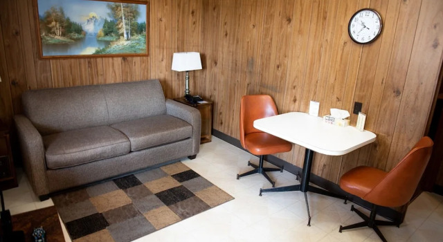 Люкс Adams Golden Acres Motel