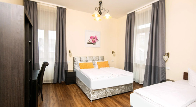 Трёхместный номер Comfort City Hotel Kaiserhof