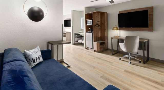 Comfort Suites I-240 East-Airport, Varaa Hotelli Memphis Tennessee