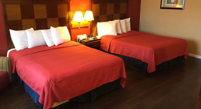 Четырёхместный номер Standard Inn at Bayshore