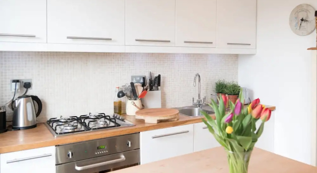 Апартаменты Charming Chelsea Home by the River Thames