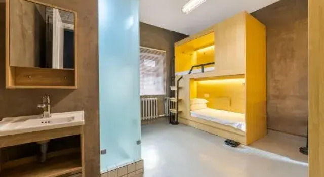 Кровать в общем номере (мужской номер) Harbin Xingsu Youth Hostel