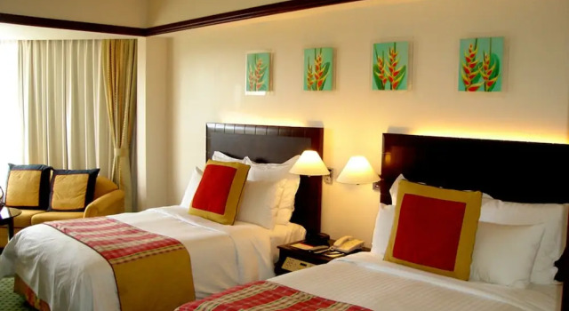 Четырёхместный номер Deluxe Miri Marriott Resort & Spa