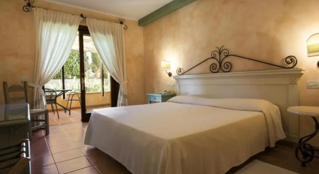 Sardinian-style Resort 2 Bedroom Apartments Sleeps 7