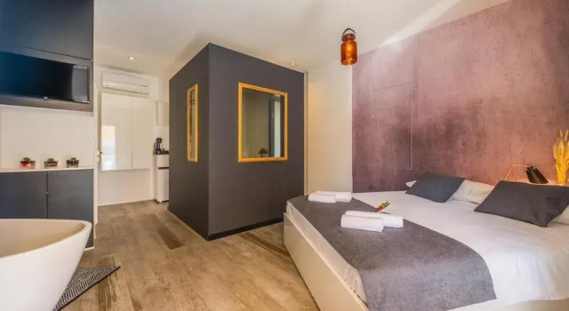 Номер Standard с балконом и с видом на внутренний двор Luxury rooms Zadar old town