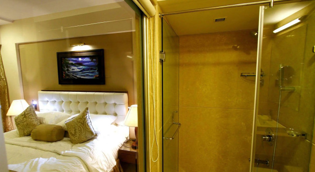 Hotel La Capitol, Varaa Hotelli Hotellit Panaji pysäköinnillä, Pysäköinti