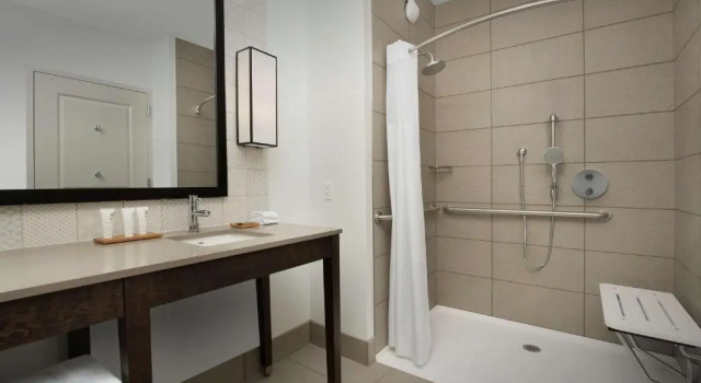 Двухместный номер Premium Country Inn & Suites by Radisson, Seattle-Tacoma International Airport, WA