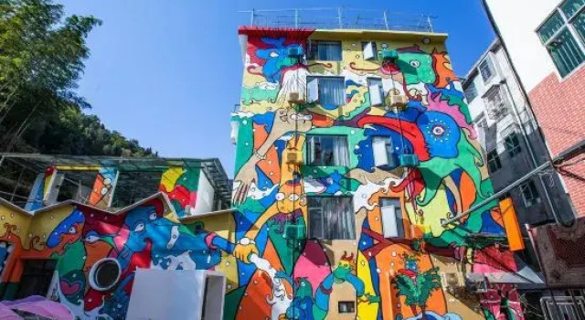 Warm House Artistic Hot Spring Hostel, Rezerwuj Hostel Yichun Jiangxi