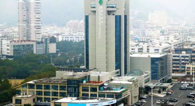 Yuhuan Grand Hotel, Book Hotel Hoteller i Yuhuan med parkering, Parkering