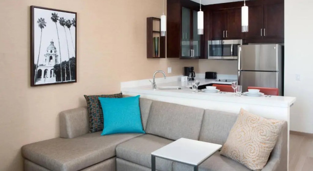 Двухместный люкс c 1 комнатой Residence Inn by Marriott Los Angeles Pasadena/Old Town