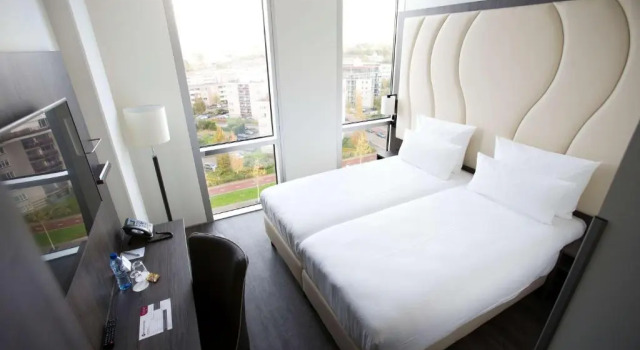 Двухместные апартаменты Comfort PLAZA Premium Almere