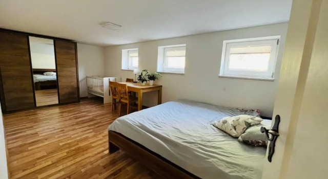 Apartament pod Świerkiem, Varaa Huoneisto Hotellit Pommeri pysäköinnillä, Pysäköinti