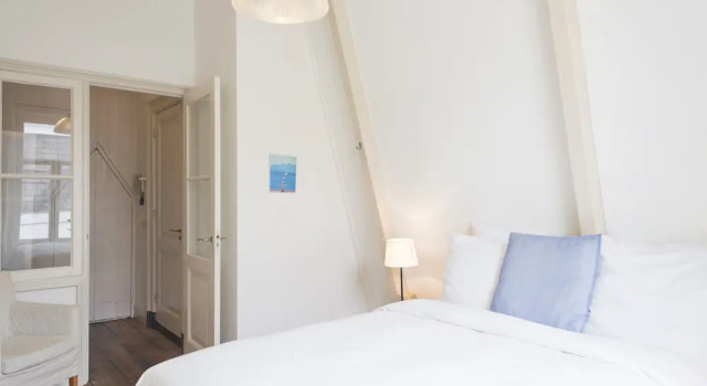Апартаменты Luxury Herengracht Canal Apartment