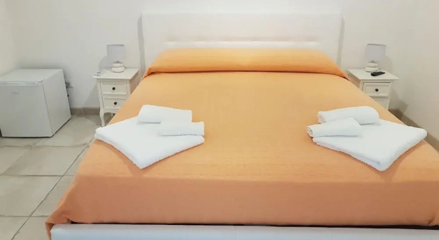 Lu Salentu White House, Book Hotel Hotels in Taviano with Parking, Parking