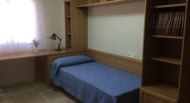 Piso Exclusivo en Zona Residencial. MANOLETE