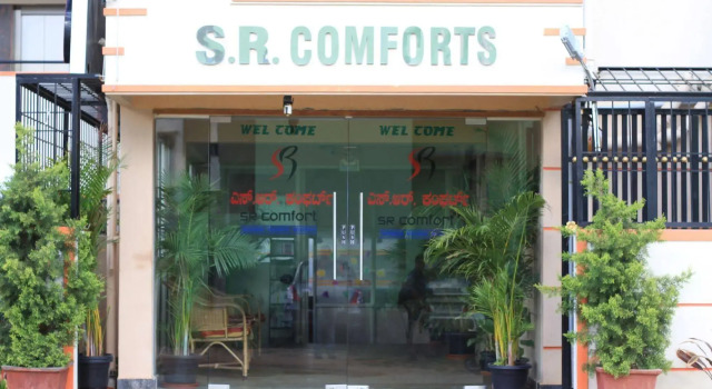SR Comfort, Rezervovat Hotel Hotely v Bangalore s parkováním, Parkování