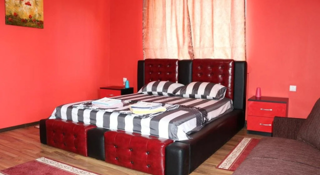 Hostel Victoria, Забронировать Хостел Отели Силистры с парковкой, Парковка