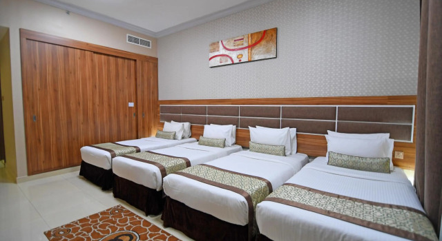 Emirates Stars Hotel Apartments Dubai, Забронировать Апартаменты/квартира Отели Эмирата Дубая с парковкой, Парковка