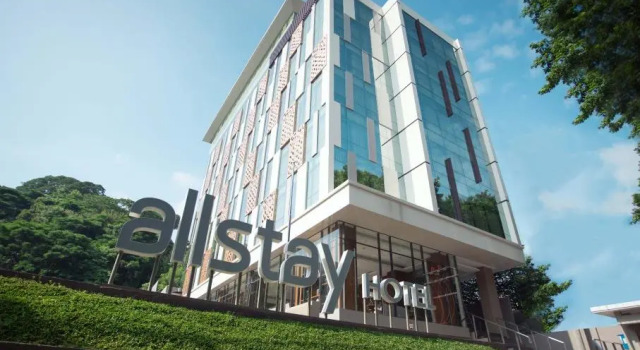 Cama en dormitorio compartido Allstay Hotel Semarang Simpang Lima