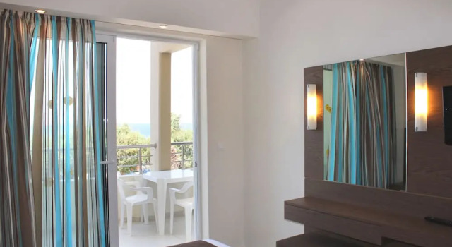 Апартаменты с балконом и с видом на море Sea Melody Beach Hotel Apartments