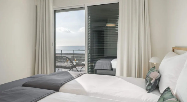 Апартаменты с балконом и с видом на море Duplex in the Tourist Area, With sea View - Lido I