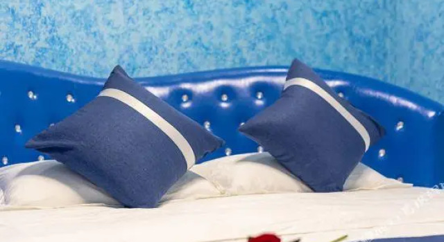 Qiandao Hushu courtyard theme Inn