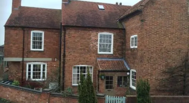 Willoughby House