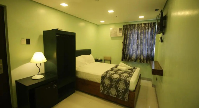 Двухместный номер Deluxe Belltower CSheLi Suites Bantay - Vigan
