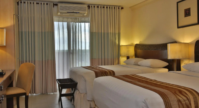 Люкс Crown Regency Suites Mactan