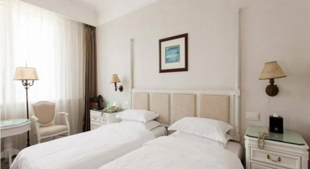 Golden Coast  Lawton Hotel, Reservar Hotel Hotéis SPA em Meilan, SPA