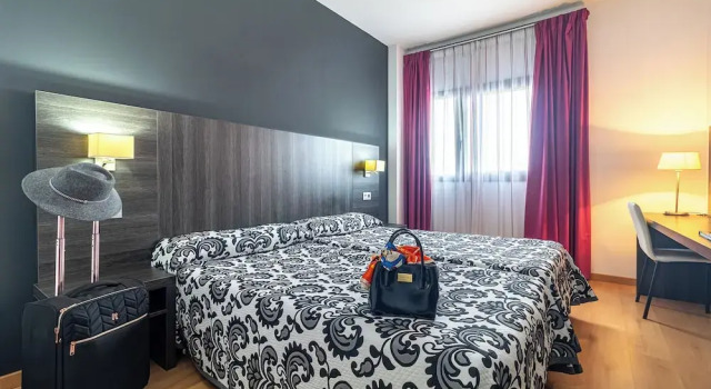 Номер Standard Hotel Abades Via Norte