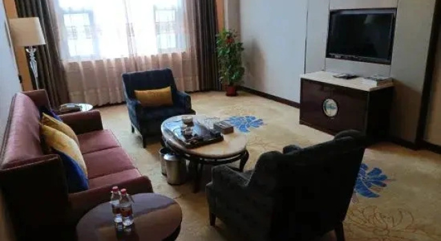 Двухместный люкс Deluxe Grand Honor Hotel