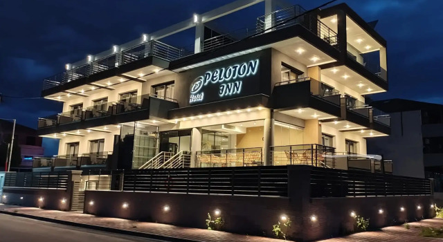 Peloton Inn