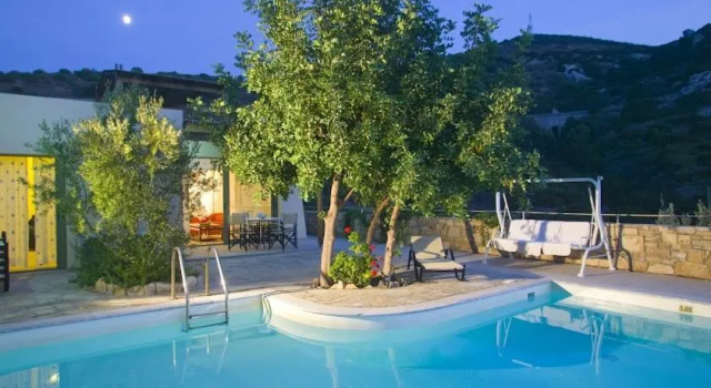 Niovi Istron, Забронировать Отель Отели East Crete 3 звезды, 3*