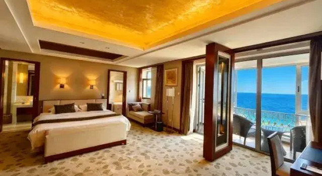 Люкс DongFangHaitian Golf Hotel