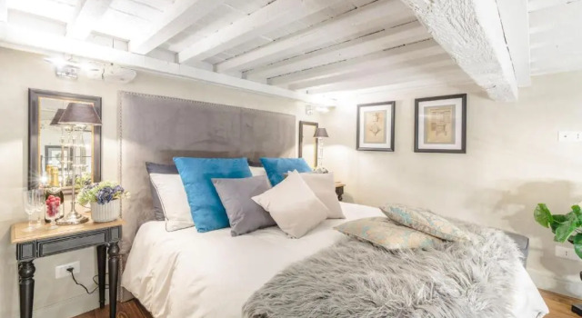 Апартаменты Paolo Guinigi Elegant Apartment Suite Masterful Interior Inside the Walls of Lucca